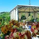 Maristella B&B 리파리