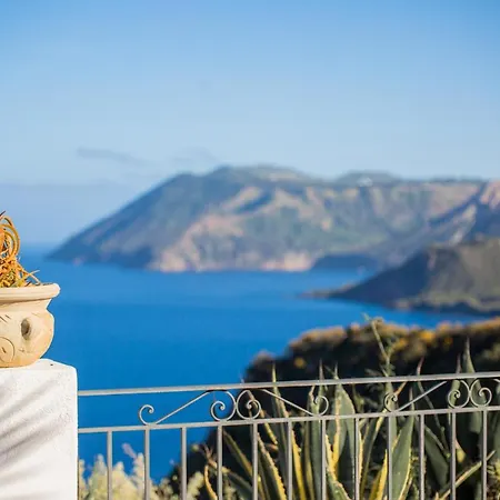 Maristella Couette-café Lipari (Isola Lipari)