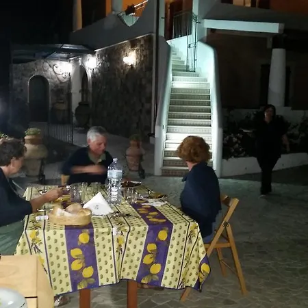 Maristella Nocleg ze śniadaniem