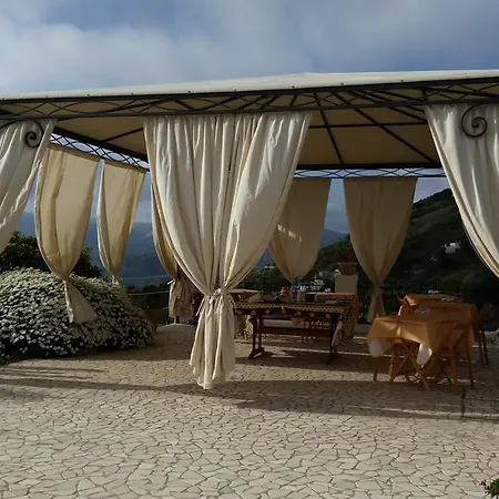 Maristella Bed & Breakfast 4*