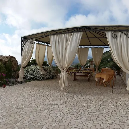 Maristella Couette-café