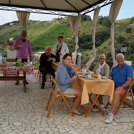 Maristella Lipari (Isola Lipari)