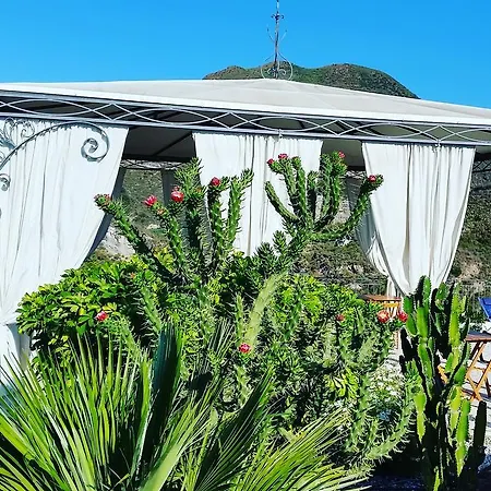 Maristella Bed & Breakfast 4*