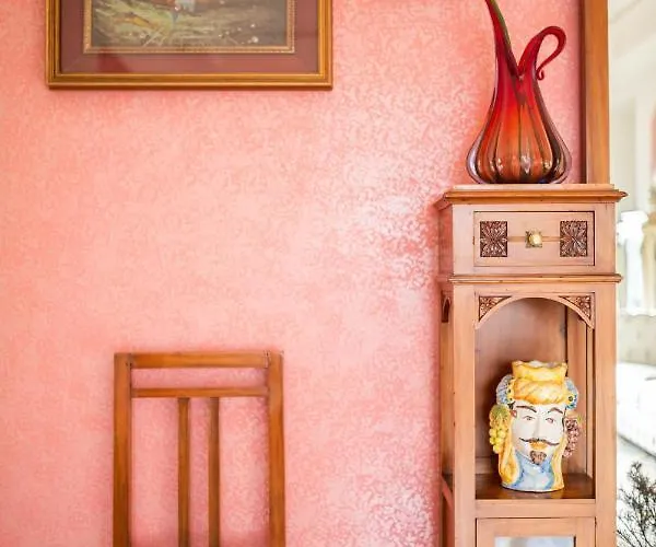 Maristella Bed & Breakfast 4*