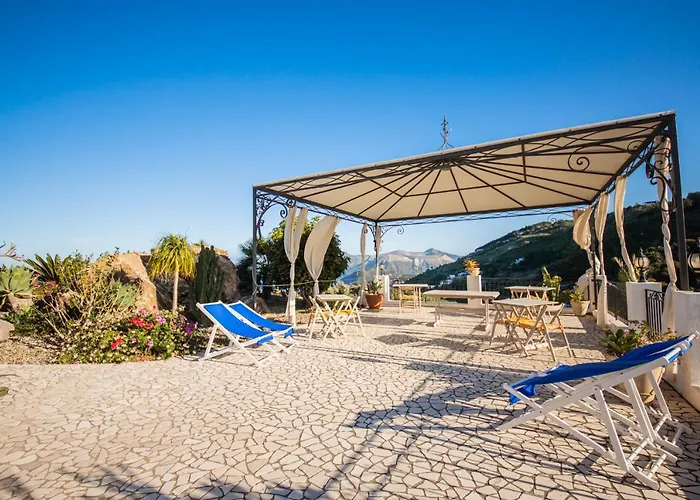 Maristella Bed & Breakfast 4*